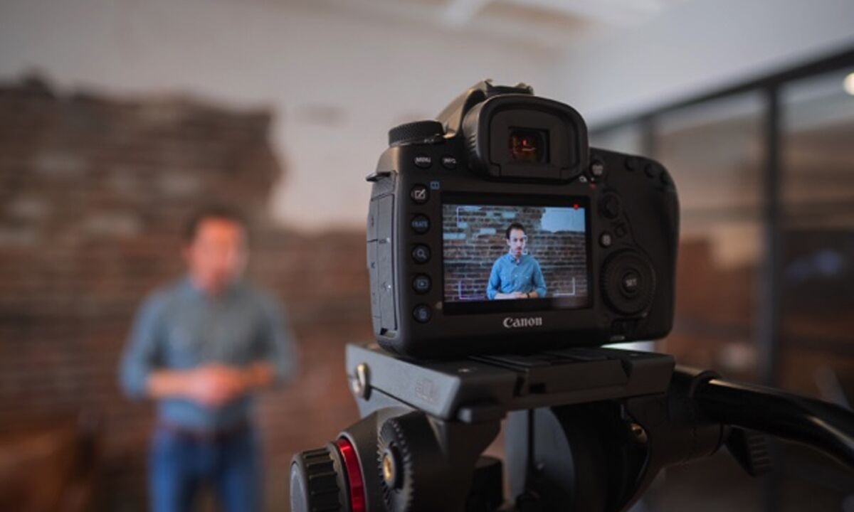 Influencer Marketing Man Video