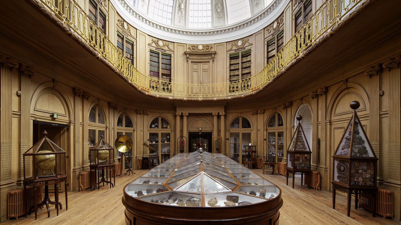 Iconische Ovale Zaal in Teylers Museum