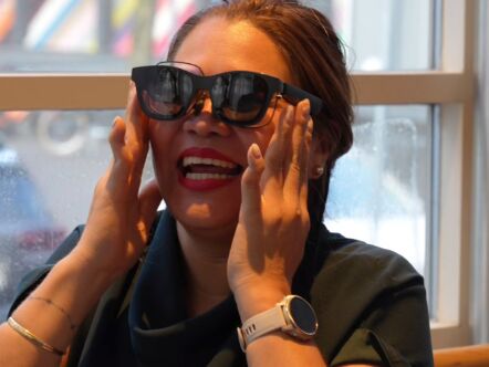 Het Nationale Theater - AI Bril. Fotocredit: Ali Parpaei