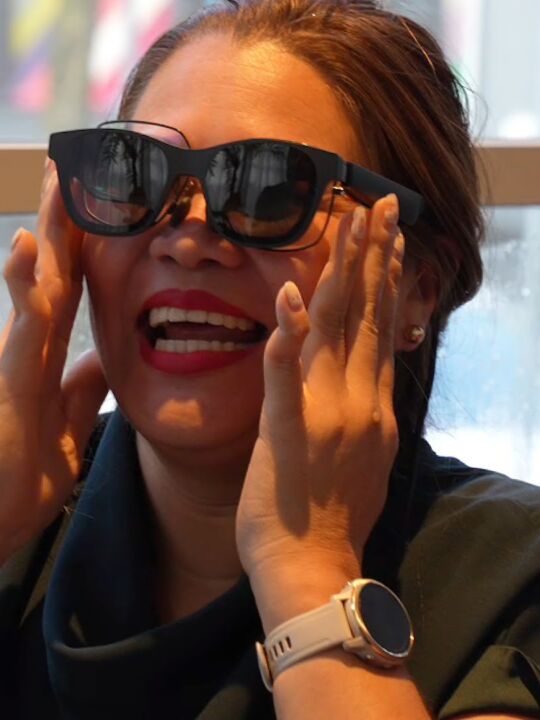 Het Nationale Theater - AI Bril. Fotocredit: Ali Parpaei